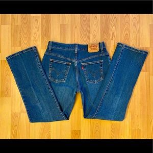 LIKE NEW LEVI STRAUSS 550 Women’s Jeans